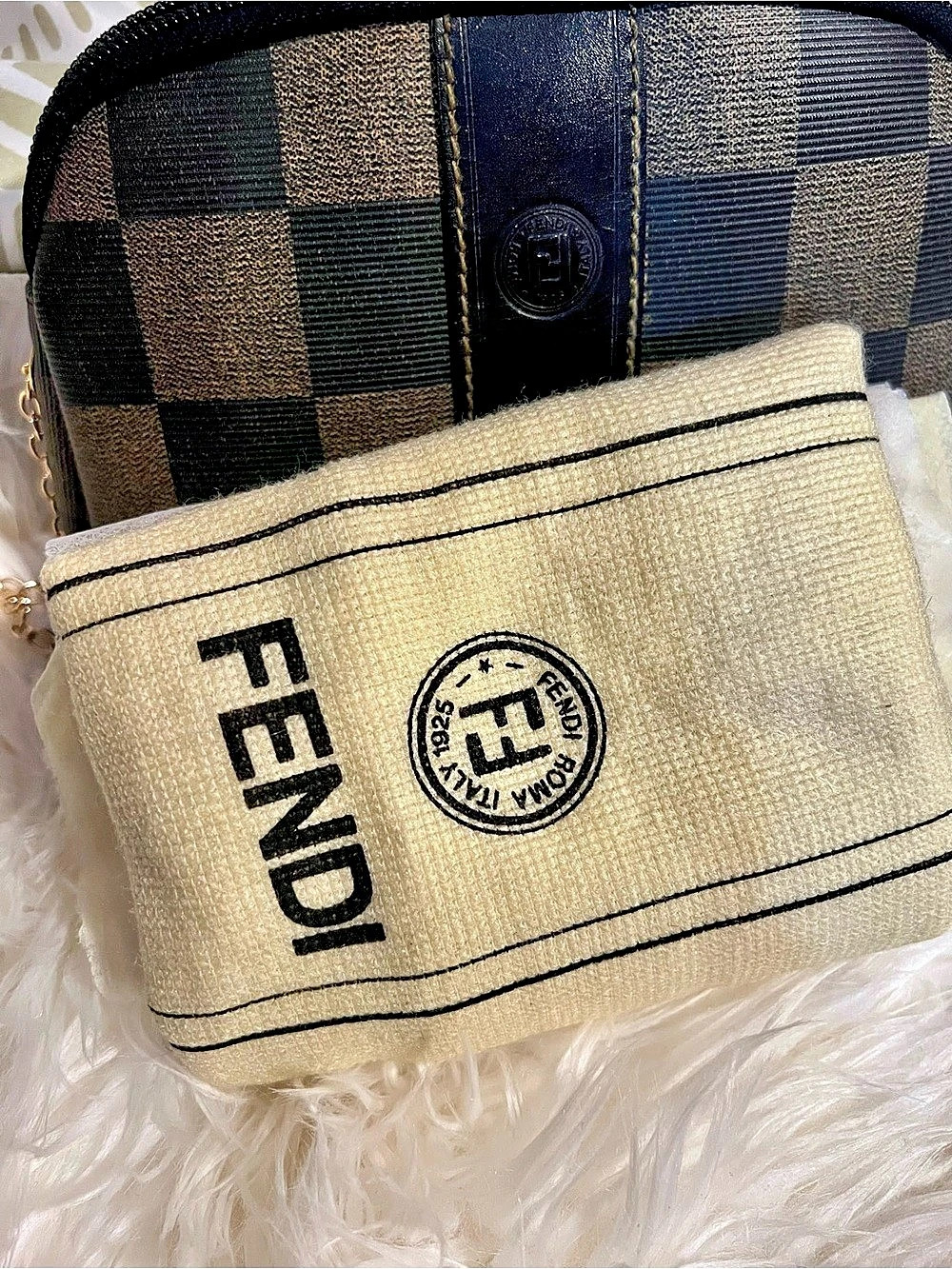 Fendi - Picture 4 of 12